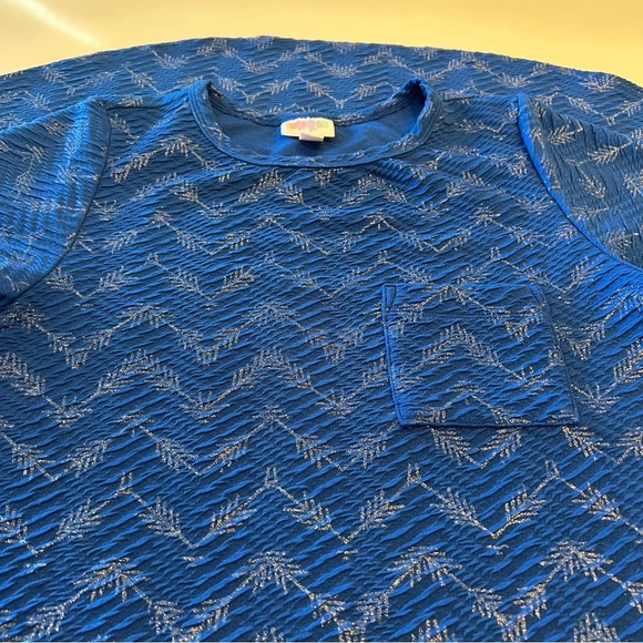 NWOT Lularoe Carly Dress, Blue With Silver Arrow Print, XS - Picture 4 of 7